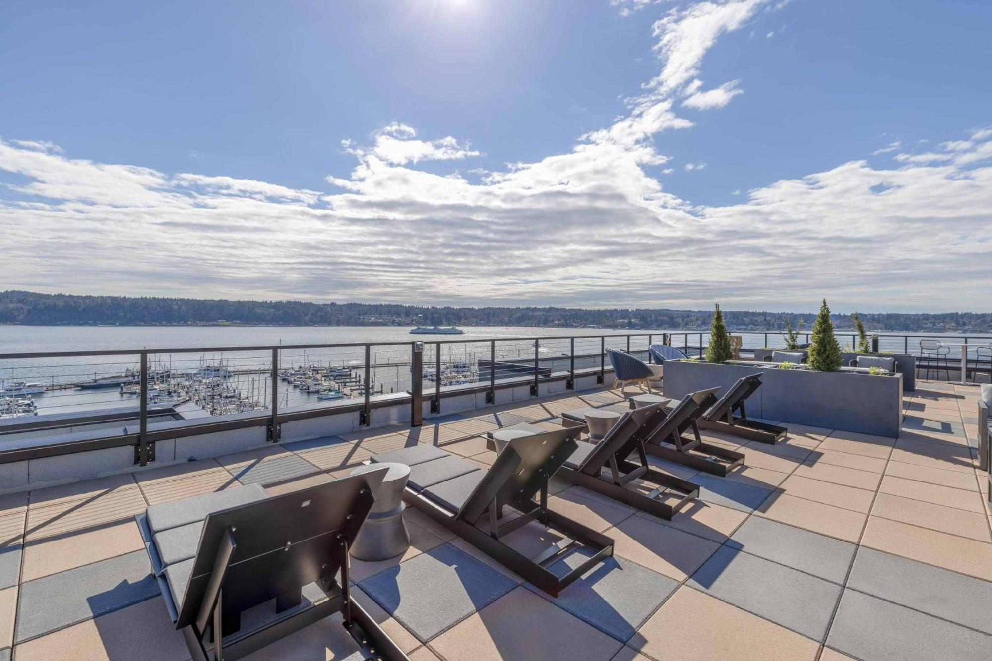 Marina Square Suites Bremerton Exteriér fotografie