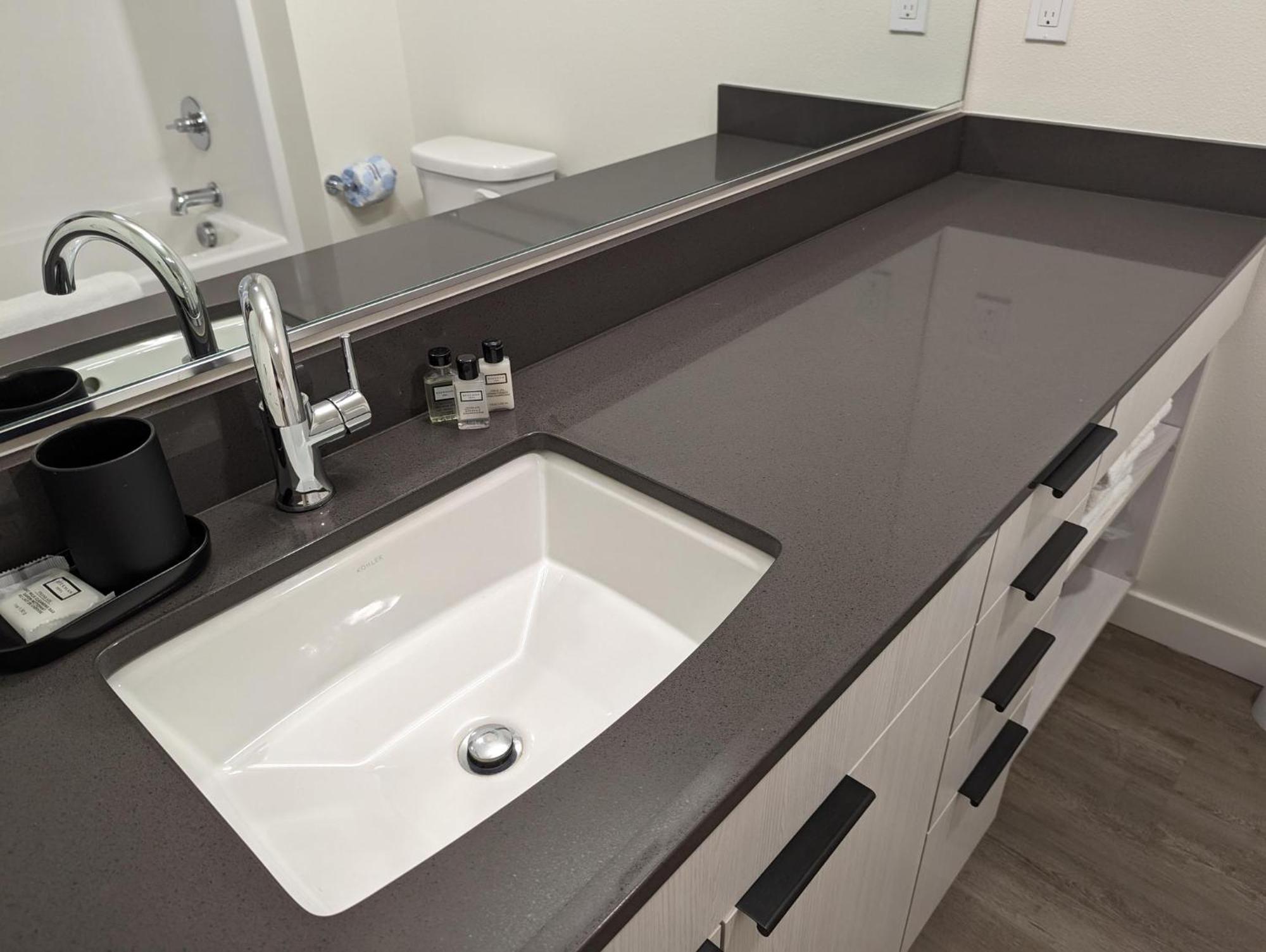 Marina Square Suites Bremerton Exteriér fotografie